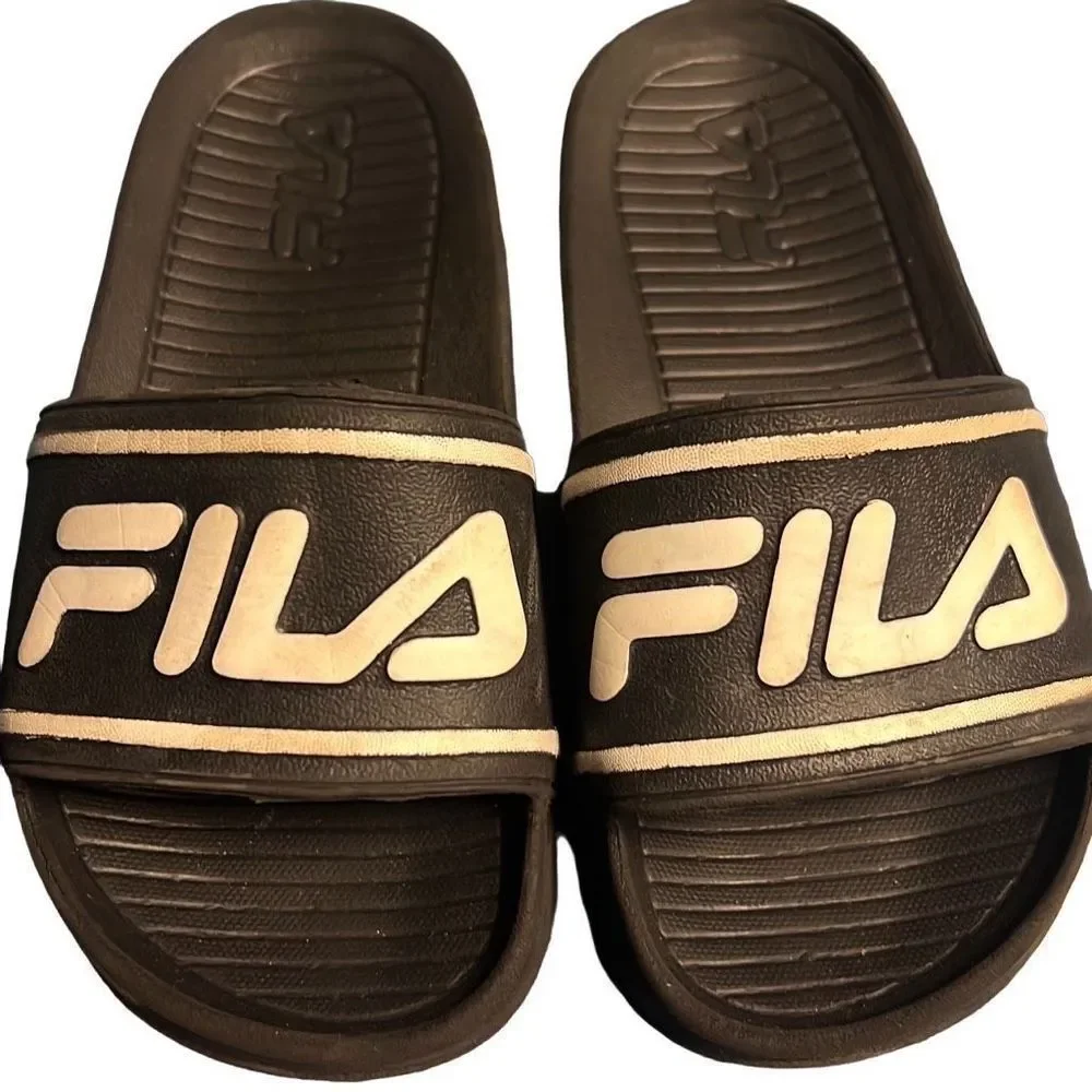 Fila Black & White Slides Sandals Children size 11